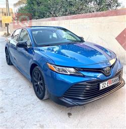 تۆیۆتا کامری